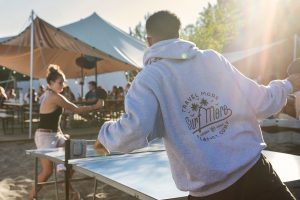 Tennis de table in Surfcamp Le Pin Sec