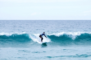 Cursos avanzados surfear olas Cursos avanzados surfear olas en Francia
