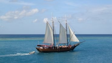 Sailing the Caribbean